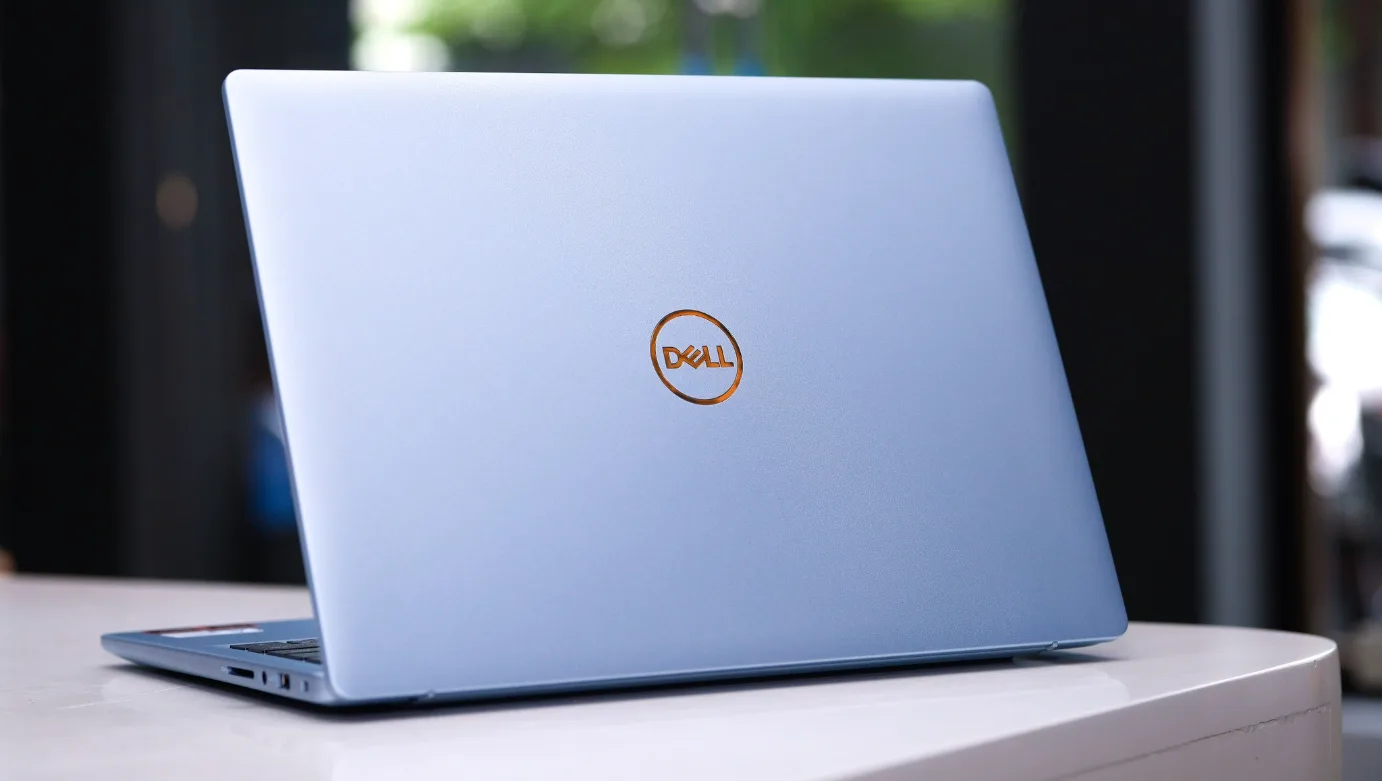 Laptop Laptop Dell Inspiron 14 5445 (2024) Ryzen 7 - 8840HS RAM 16GB SSD 512GB Màn Hình 14inch 2.2K